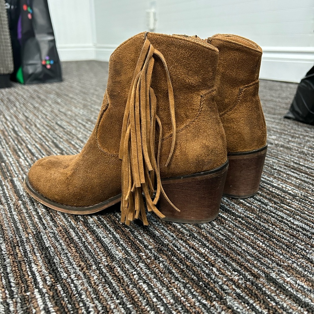 Blazin Roxx suede western booties - size 6
